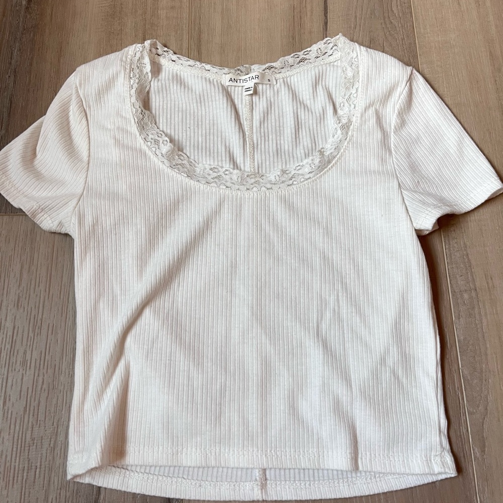 Ivory Lace Trim Ribbed Tee